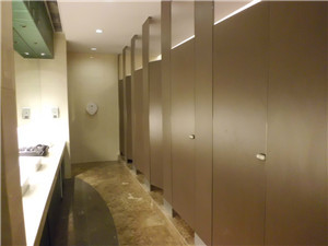 在哪能買到物超所值的衛(wèi)生間隔斷--衛(wèi)生間隔斷公司-福州騰勝辦公家具提供在哪能買到物超所值的衛(wèi)生間隔斷--衛(wèi)生間隔斷公司的相關介紹、產(chǎn)品、服務、圖片、價格辦公家具、辦公家具、衛(wèi)生間隔斷、階梯教室、辦公桌椅、異性沙發(fā)、